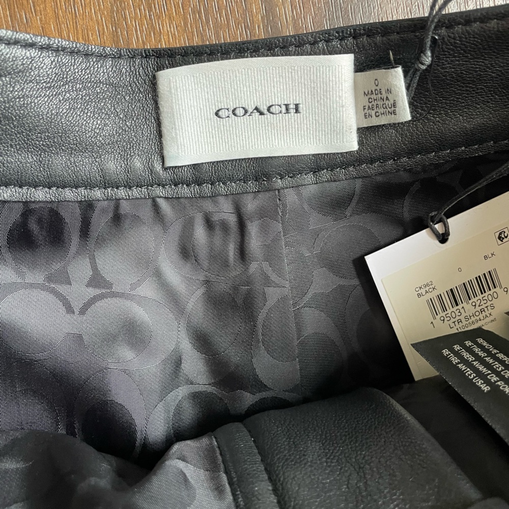 Coach Black Leather Women Shorts- Size 0 - Picture 5 of 6